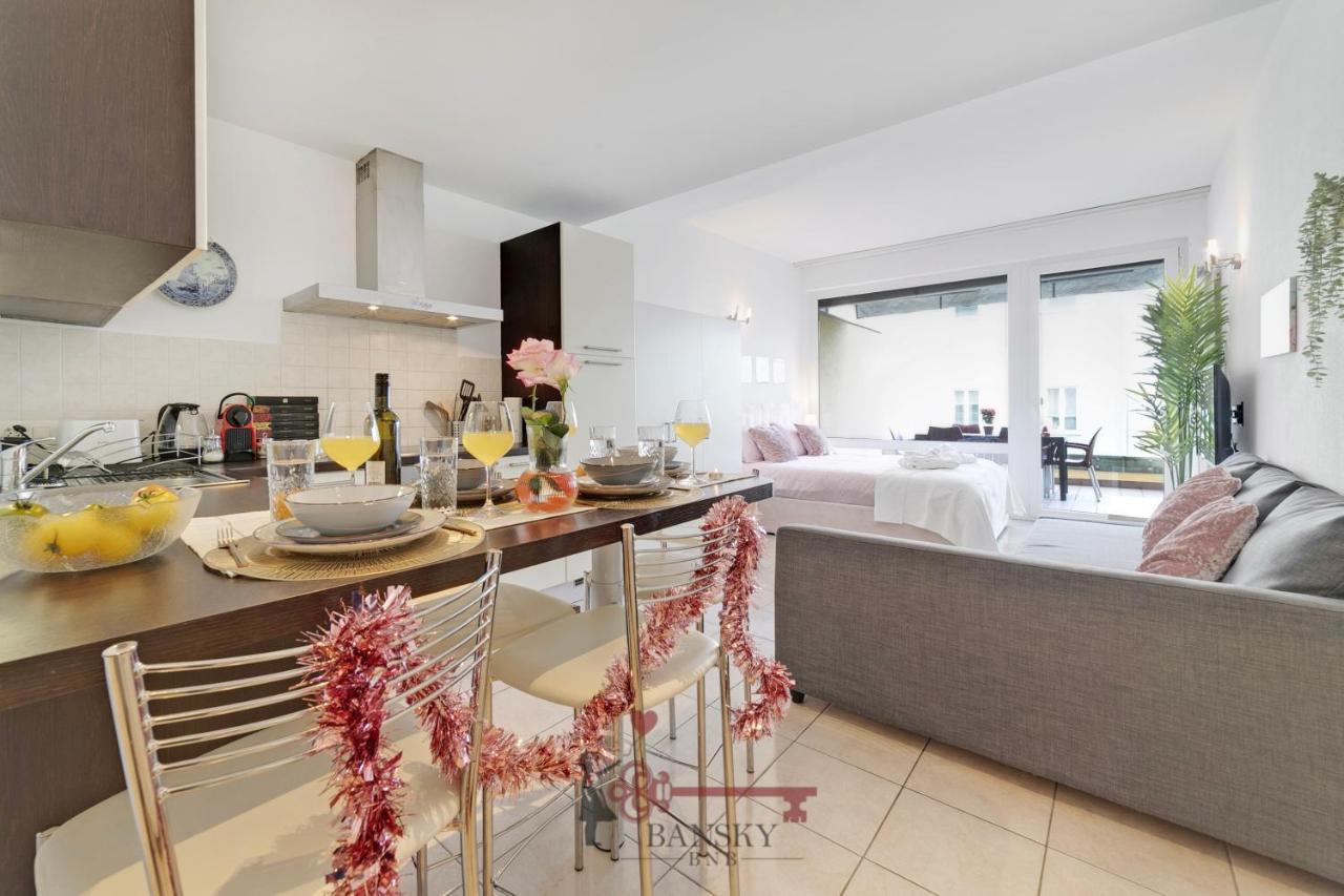 'Cuore Di Rose' Parking - Welcome Set, Netflix, For 4 Persons -By Easylife Swiss Lugano Exteriér fotografie